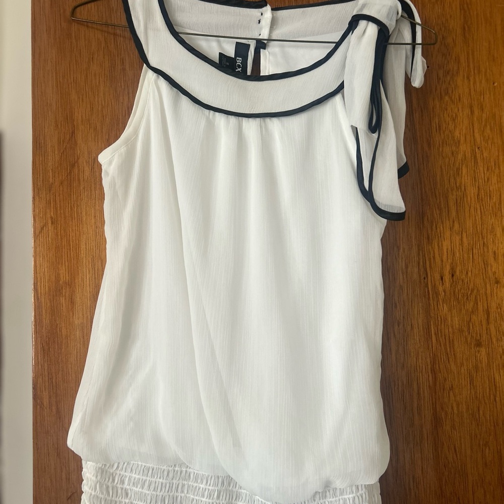 BCX White Sleeveless Tie-Shoulder Top with Black Trim
